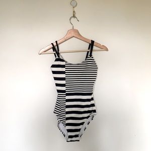 Micheal Kors Size 6 one piece bathing suit
